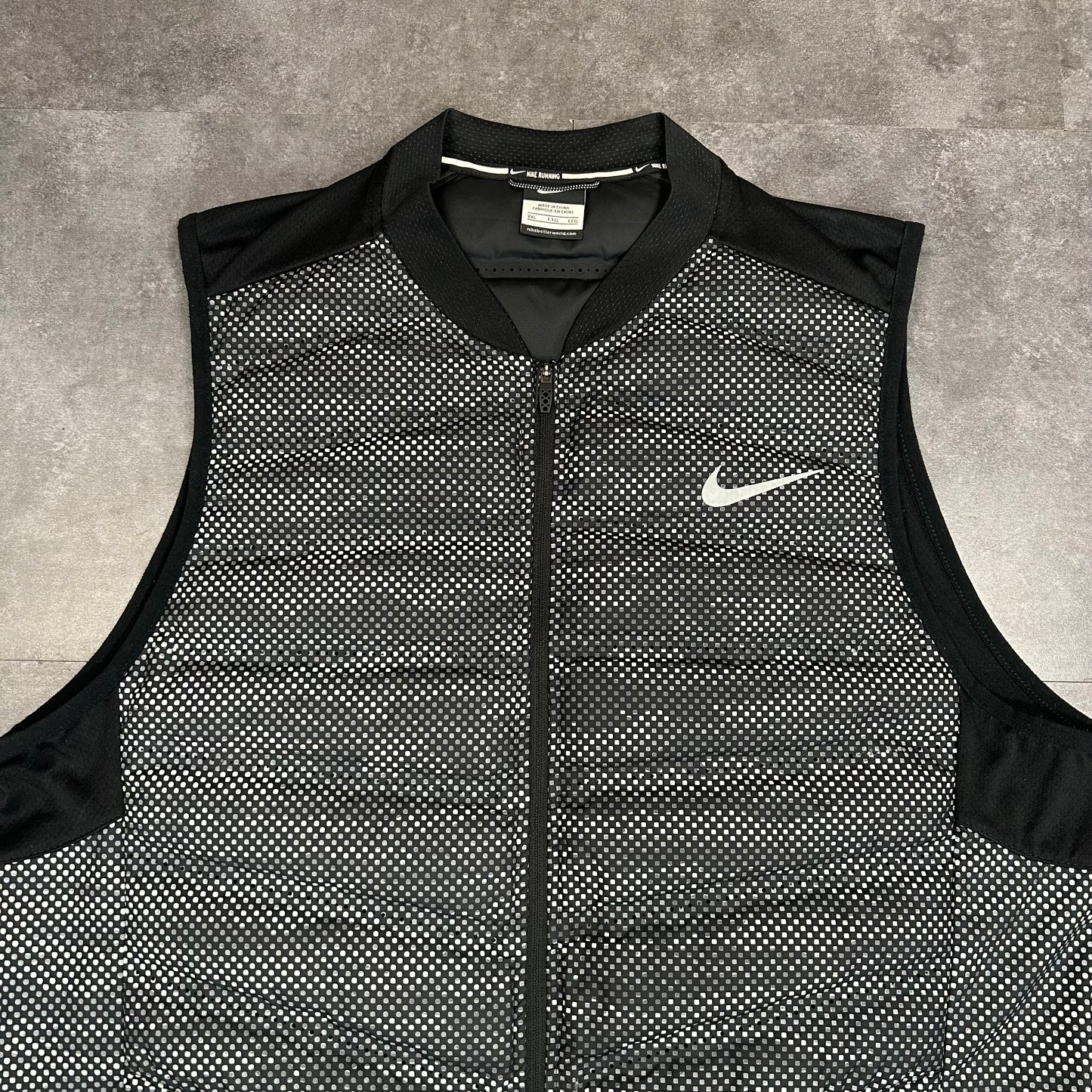 Nike Aeroloft Black/Grey Camo Flash Gilet